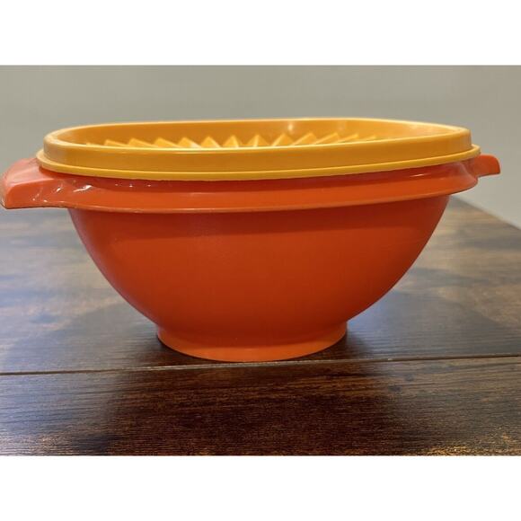 Tupperware Orange Tangerine Servalier Bowl LOT with Lids 838-16 & 840-6 - Picture 11 of 16
